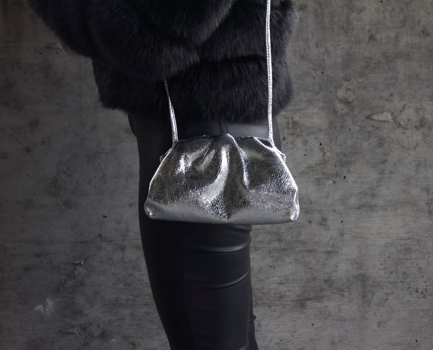 DREAMER BAGIE PLATEADA